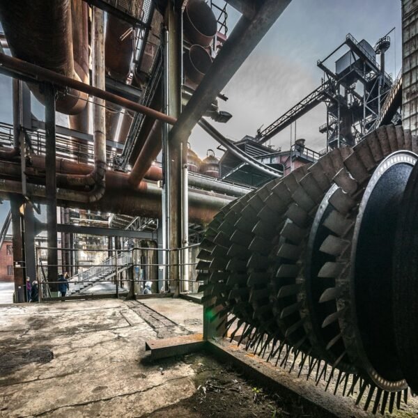 How Advanced Tracking Systems Are Transforming Global Supply Chains