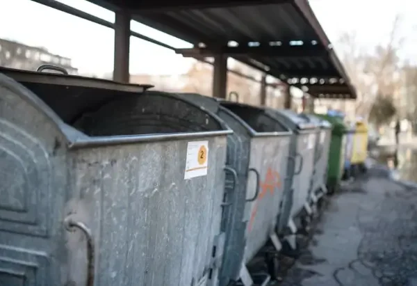 What You Need To Know Before Booking A Dumpster Rental In Omaha