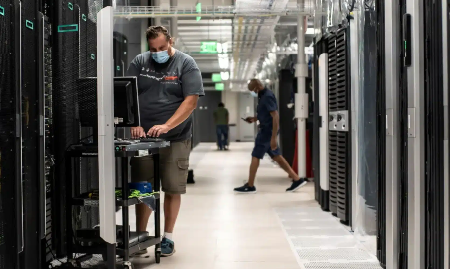 EU-Dedicated Netherlands Server Hosting: Metered & Unmetered Dedicated Plans Explained