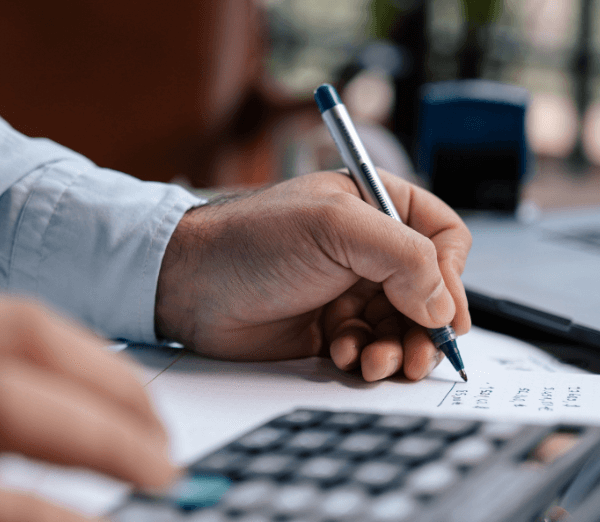 Year-End Tax Planning Checklist for Canadian Businesses