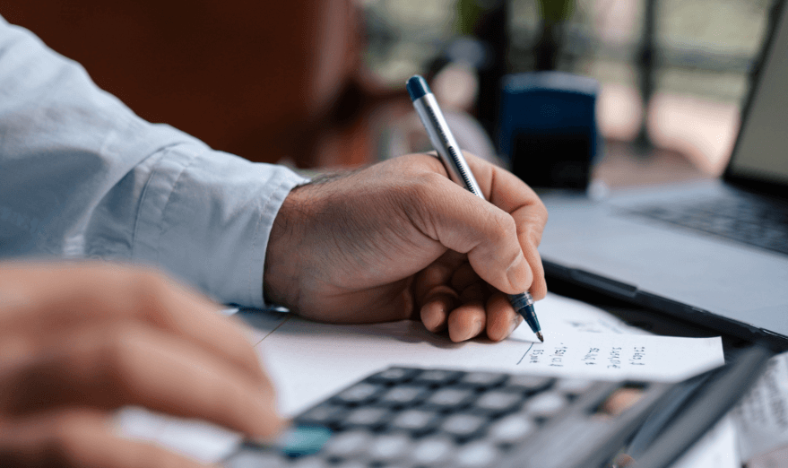 Year-End Tax Planning Checklist for Canadian Businesses
