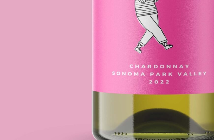 One Bottle or One Hundred? How Order Size Changes Every Design Decision