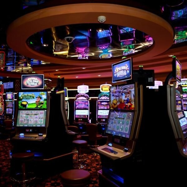 How Currency Rounding Rules Affect Small Instant Game Payouts